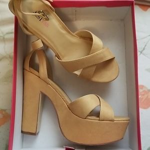 JUSTFAB platform heels